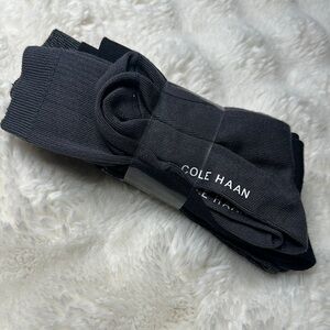 Cole Haan Men's socks 4 Pack Black,Grey, 
Granite NWT size 9-12
